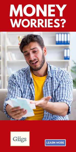 Giigs Man Holding Bills 300x600 banner